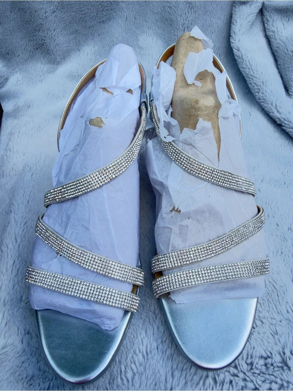 Brand New Naturalizer Women’s Brenta2, Silver  Heeled Sandal size 10 Wide